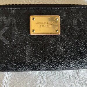 Michael Kors Wallet-credit card holder